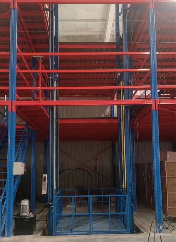 HY升降平臺(貨梯)